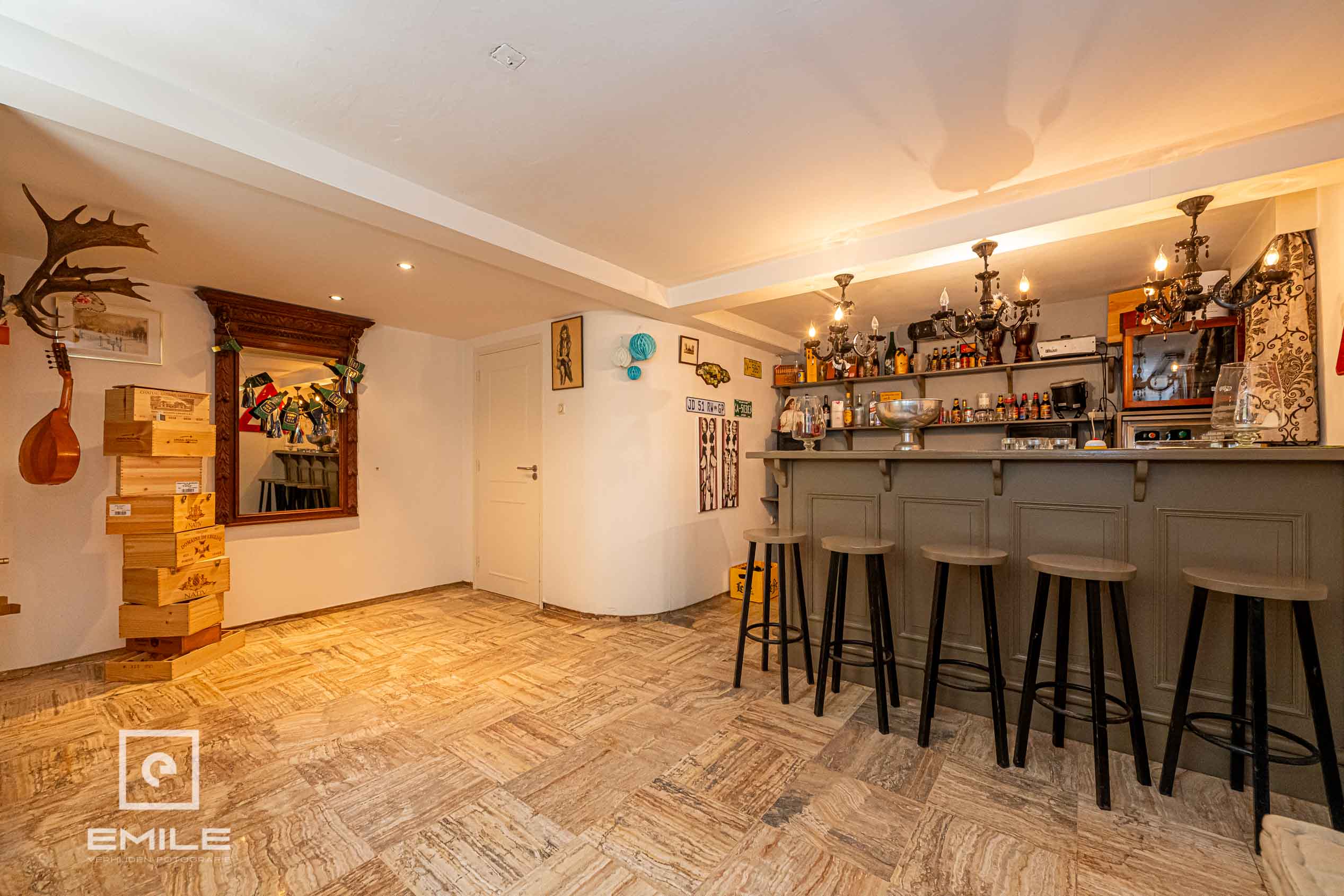 woningfotografie-landgraaf-partykelder-met-bar